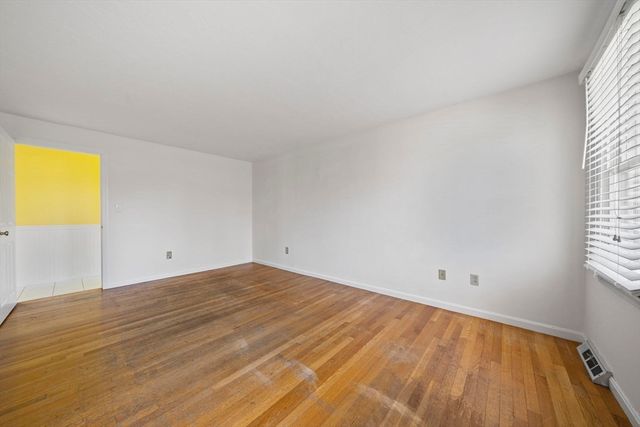 75 Erica Dr, Stoughton, MA 02072