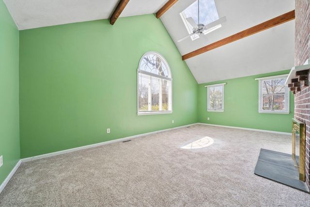 75 Erica Dr, Stoughton, MA 02072