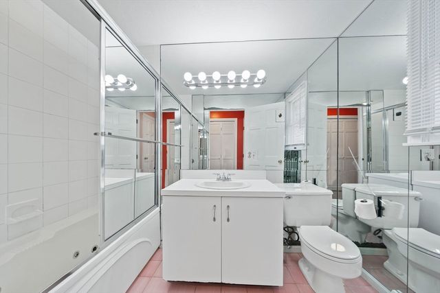 75 Erica Dr, Stoughton, MA 02072