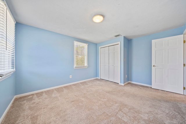 75 Erica Dr, Stoughton, MA 02072