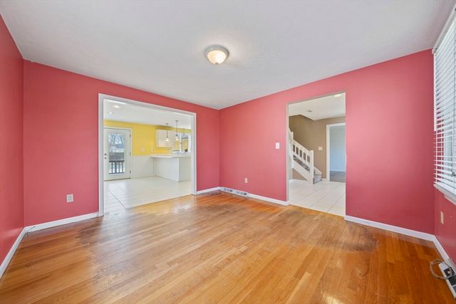 75 Erica Dr, Stoughton, MA 02072
