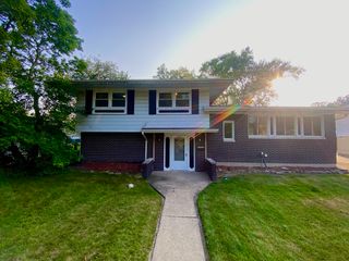18964 WILDWOOD Avenue, Lansing, IL 60438