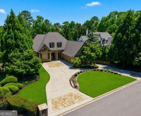 6945 Wakehurst Place, Cumming, GA 30040