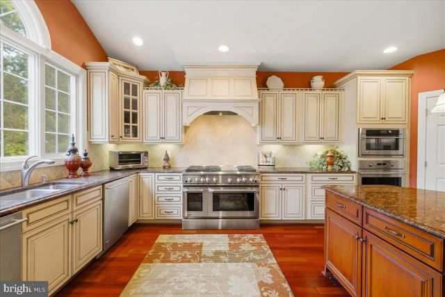 5808 MALVERN HILL CT, Haymarket, VA 20169