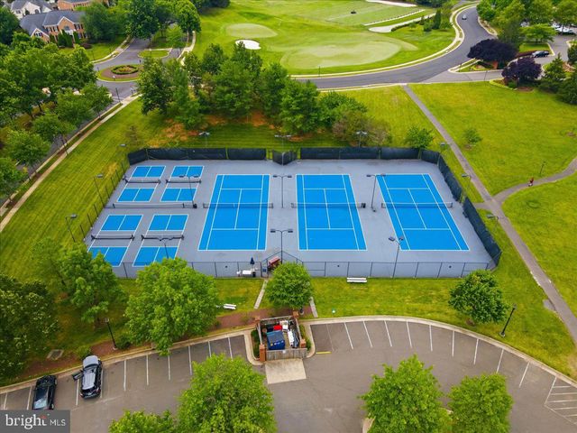 5808 MALVERN HILL CT, Haymarket, VA 20169