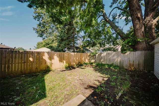 32909 Alva Drive, Eastlake, OH 44095
