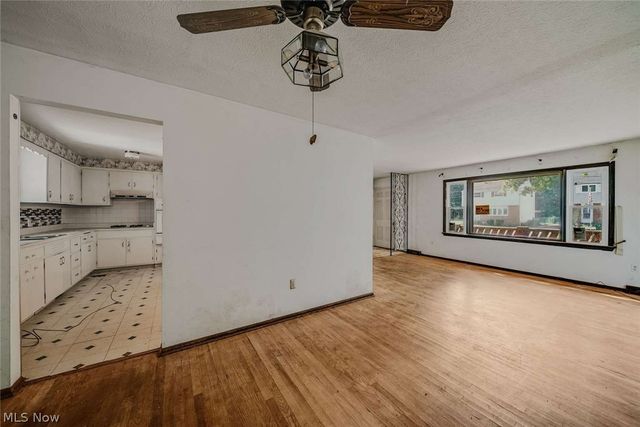 32909 Alva Drive, Eastlake, OH 44095