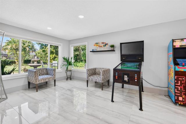 2392 LANDINGS CIRCLE, Bradenton, FL 34209