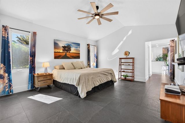 2392 LANDINGS CIRCLE, Bradenton, FL 34209