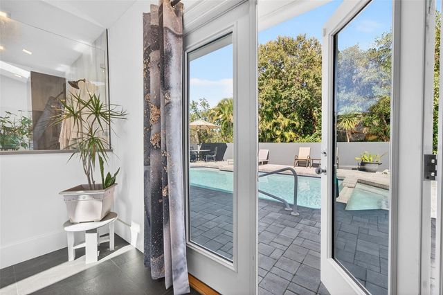 2392 LANDINGS CIRCLE, Bradenton, FL 34209