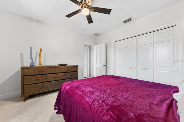 2392 LANDINGS CIRCLE, Bradenton, FL 34209