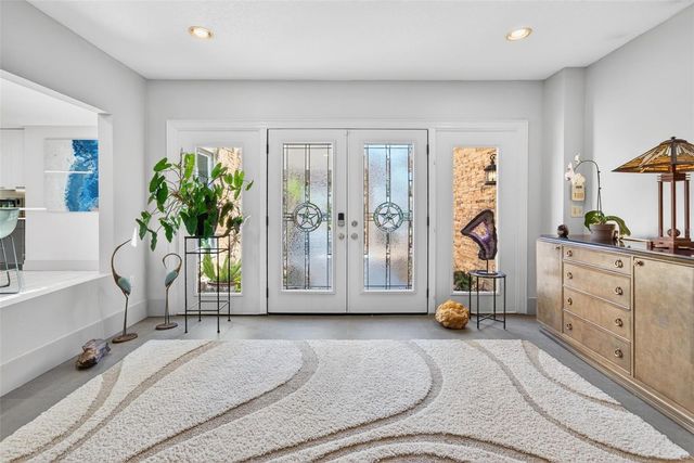 2392 LANDINGS CIRCLE, Bradenton, FL 34209