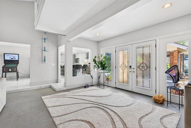 2392 LANDINGS CIRCLE, Bradenton, FL 34209