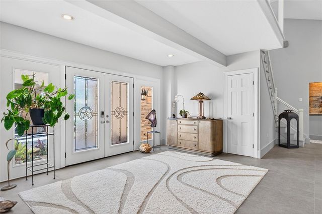 2392 LANDINGS CIRCLE, Bradenton, FL 34209