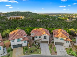 211 Honey Creek CT 6, Austin, TX 78738