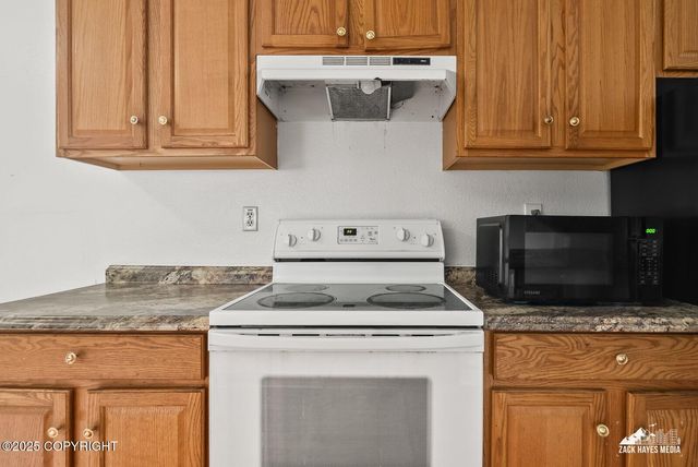 8150 Lamplighter Court, Anchorage, AK 99502