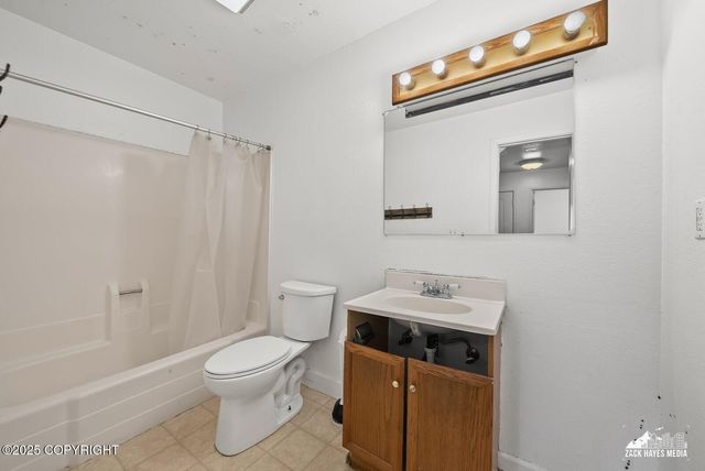 8150 Lamplighter Court, Anchorage, AK 99502