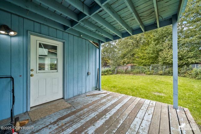 8150 Lamplighter Court, Anchorage, AK 99502