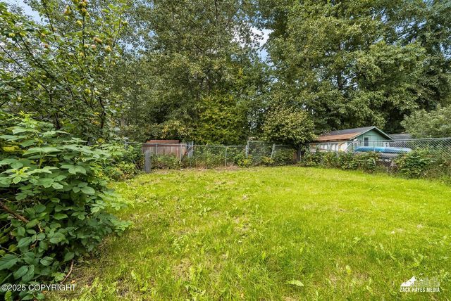 8150 Lamplighter Court, Anchorage, AK 99502