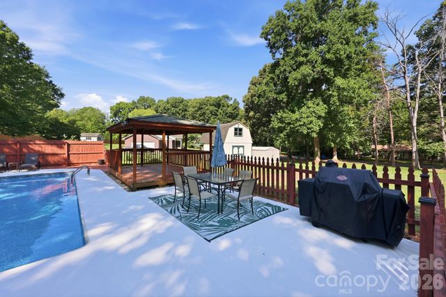 41 Old Farm Road, Salisbury, NC 28147