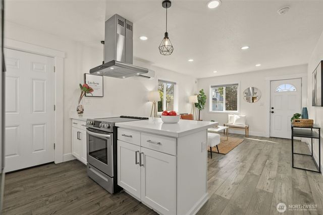 2135 S Cushman Avenue, Tacoma, WA 98405