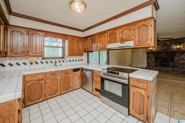 1306 7TH PLACE, Pleasant Grove, AL 35127