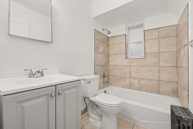 7119 Eastlawn Drive, Cincinnati, OH 45237