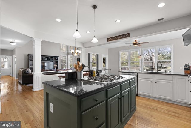 19619 HOOVER FARM, Gaithersburg, MD 20882