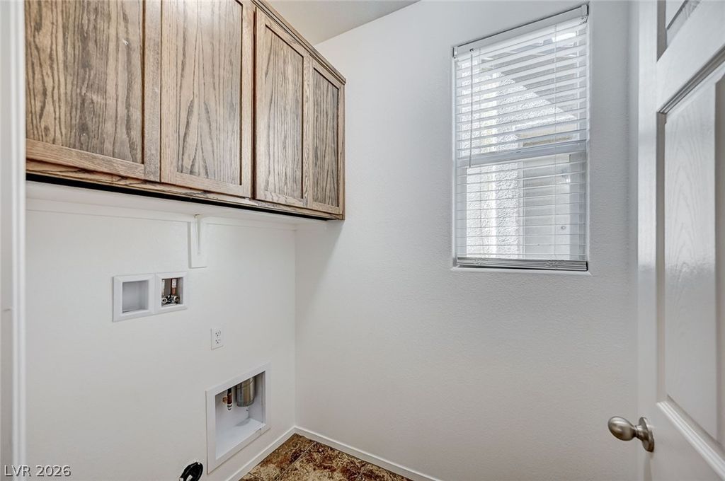 Image 17 of property listing at 10837 Hunters Green Avenue, Las Vegas, NV 89166