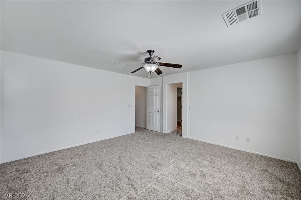 Image 21 of property listing at 10837 Hunters Green Avenue, Las Vegas, NV 89166