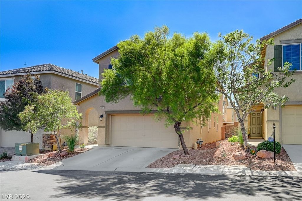 Image 3 of property listing at 10837 Hunters Green Avenue, Las Vegas, NV 89166