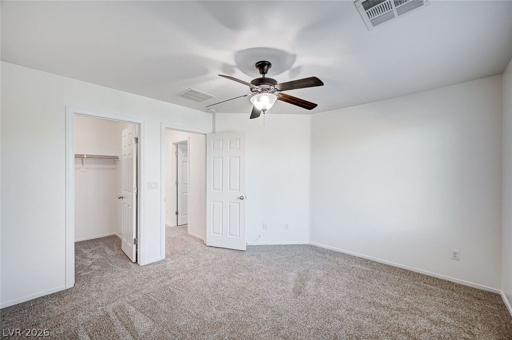 Image 36 of property listing at 10837 Hunters Green Avenue, Las Vegas, NV 89166