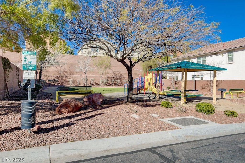 Image 46 of property listing at 10837 Hunters Green Avenue, Las Vegas, NV 89166
