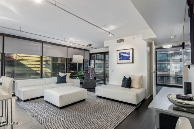 4808 N 24TH Street 405, Phoenix, AZ 85016