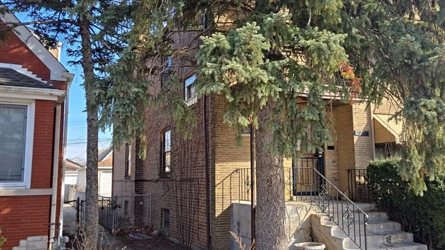 10747 S King Drive, Chicago, IL 60628