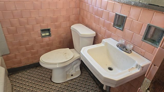 10747 S King Drive, Chicago, IL 60628