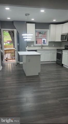 416 DIVISION AVE NE, Washington, DC 20019