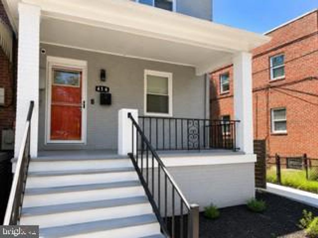 416 DIVISION AVE NE, Washington, DC 20019