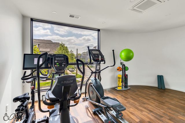 500 Merritt Ave Apt 313, Nashville, TN 37203