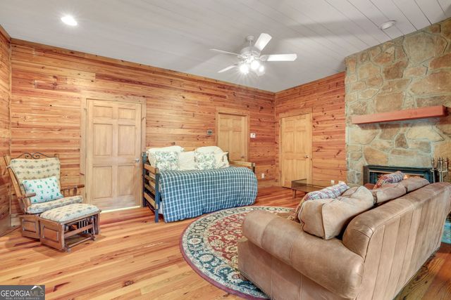 1233 Tame Turkey Road, Lakemont, GA 30552