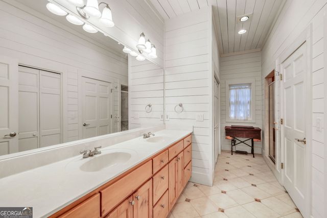 1233 Tame Turkey Road, Lakemont, GA 30552