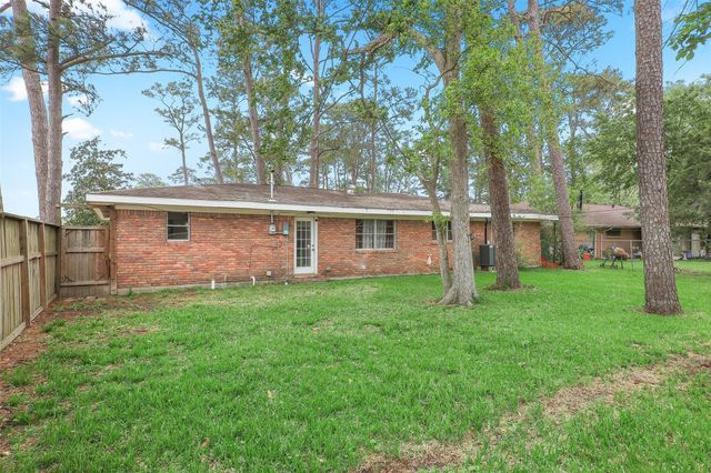3702 Bayou Circle, Dickinson, TX 77539