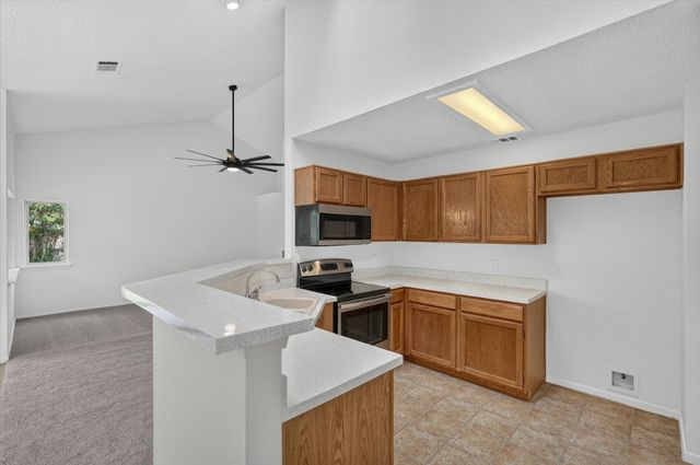 3408 Meadowview Drive, Corinth, TX 76210