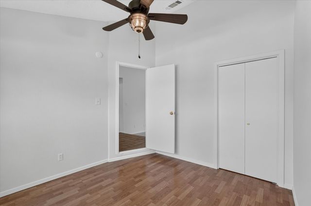 3408 Meadowview Drive, Corinth, TX 76210