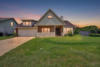 3408 Meadowview Drive, Corinth, TX 76210