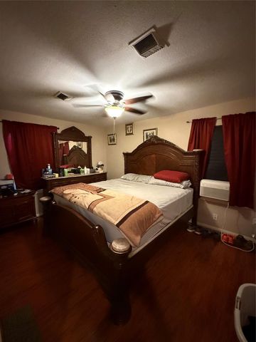 8141 Garland Street, Houston, TX 77017