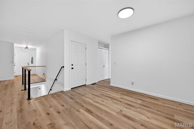 510 Charoak Drive, Ballwin, MO 63021