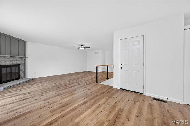 510 Charoak Drive, Ballwin, MO 63021