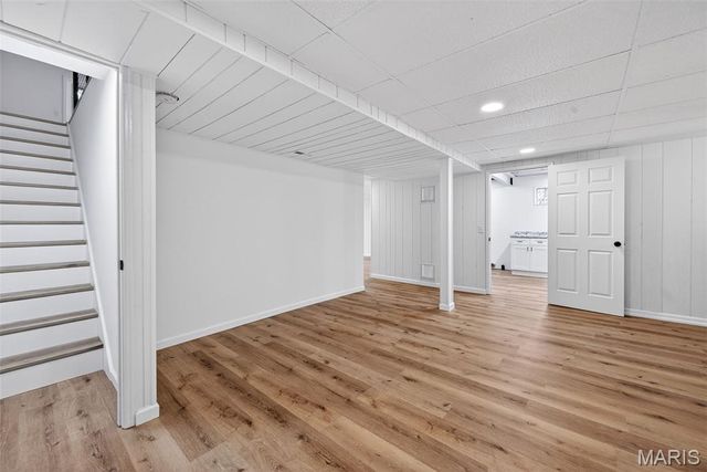 510 Charoak Drive, Ballwin, MO 63021