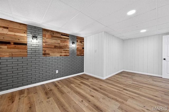 510 Charoak Drive, Ballwin, MO 63021